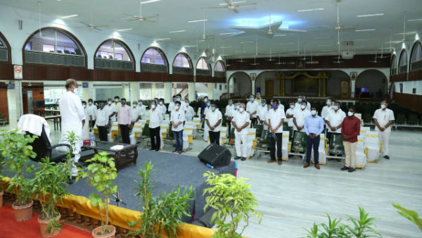 మళ్లీ మళ్లీ ఆలస్యం చేస్తున్న రజనీ ?