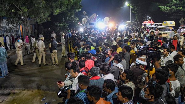 మా ఖర్మ..... అనుభవిస్తున్నాము