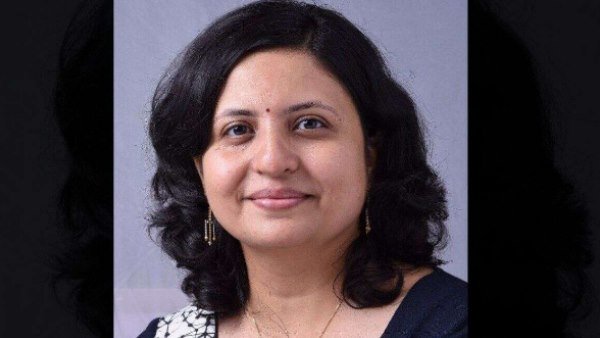 Renowned social worker Dr. Sheetal Amte Karajgi dies Renowned social worker Dr. Sheetal Amte Karajgi dies