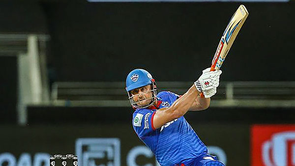 స్టోయినిస్తో ఇన్నింగ్ ఆరంభం..
