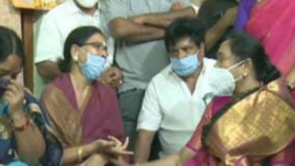 home minister sucharita visits kin of murder victim in vizag home minister sucharita visits kin of murder victim in vizag