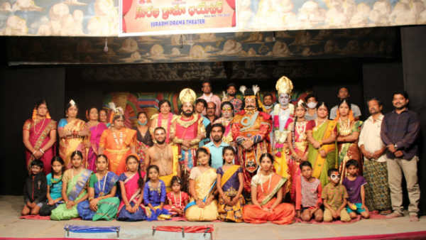 8th generation of Surabhi theatre group perform dramas online in view of Pandemic 8th generation of Surabhi theatre group perform dramas online in view of Pandemic