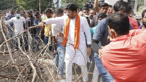 BJP MP Tejaswi Surya who went to Osmania university creates extreme tension BJP MP Tejaswi Surya who went to Osmania university creates extreme tension