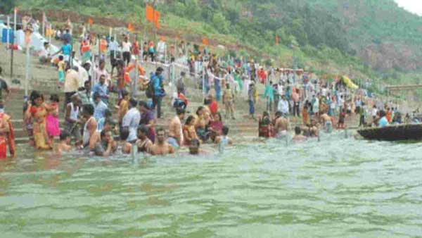 జలకళతో తుంగభద్ర