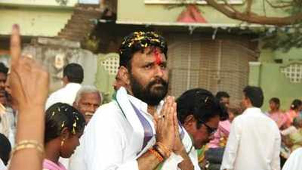 బ్రోకర్,దళారీ అంటూ విమర్శలు...