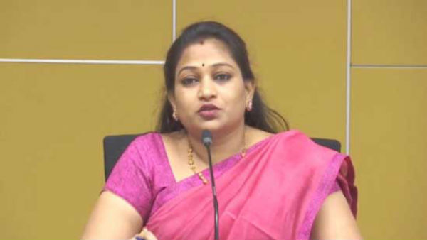 టీడీపీ నాయకులకు అనుకూలంగా ఎమ్మెల్యే ఉండవల్లి శ్రీదేవి , వైసీపీ బహిష్కృత కార్యకర్తల ఆరోపణ