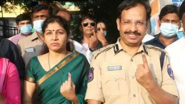ghmc elections 2020: CP sajjanar visits few polling centres ghmc elections 2020: CP sajjanar visits few polling centres
