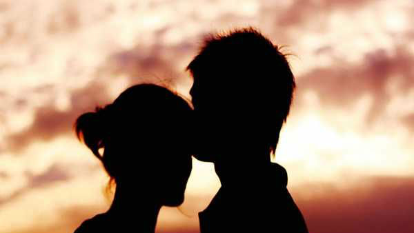 కాబోయే జంట బలి...