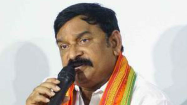 నెత్తిన చేయి.. నుదుటిపై ముద్దు