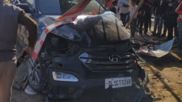 azharuddin escapes unhurt in car accident in rajasthan azharuddin escapes unhurt in car accident in rajasthan