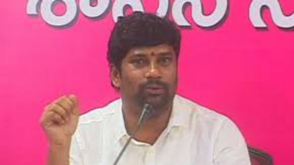 trs mla balka suman counter attack on bandi sanjay comments over kcr delhi tour trs mla balka suman counter attack on bandi sanjay comments over kcr delhi tour