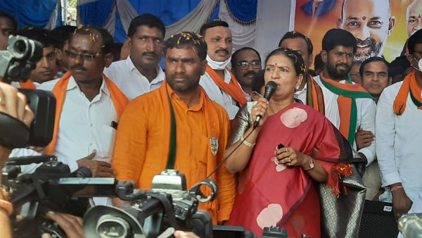 తెలంగాణలో రామరాజ్య స్థాపన కావాలి..
