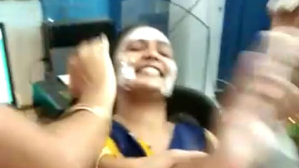 సచివాలయంలో పుట్టినరోజు...
