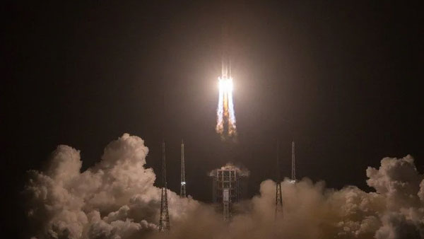 Unmanned Chinese Spacecraft Change-5 probe Lands On Moon: Reports Unmanned Chinese Spacecraft Change-5 probe Lands On Moon: Reports