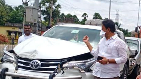 అధికార యంత్రాంగం , ప్రజా ప్రతినిధులు రంగంలోకి దిగినా చల్లారని ఉద్రిక్తత