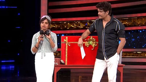 Bigg Boss Grand Finale:Episode starts in a grandeur, Devi Nagavalli missing Bigg Boss Grand Finale:Episode starts in a grandeur, Devi Nagavalli missing