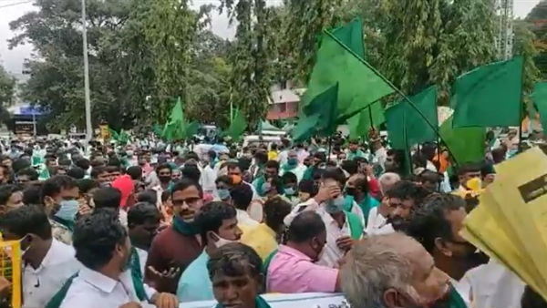 రైతుల వ్యతిరేకి ఈ కేంద్ర ప్రభుత్వం