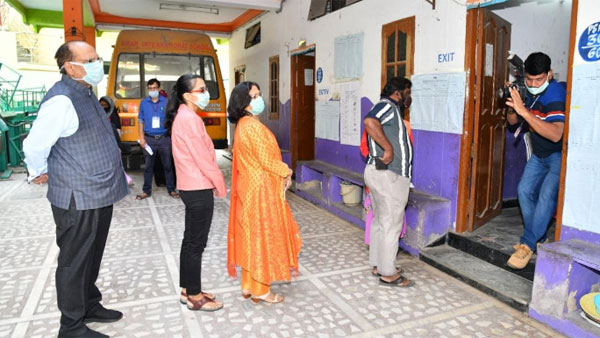 590 సమస్యాత్మక, 387 అత్యంత సమస్యాత్మక పోలింగ్ కేంద్రాలు