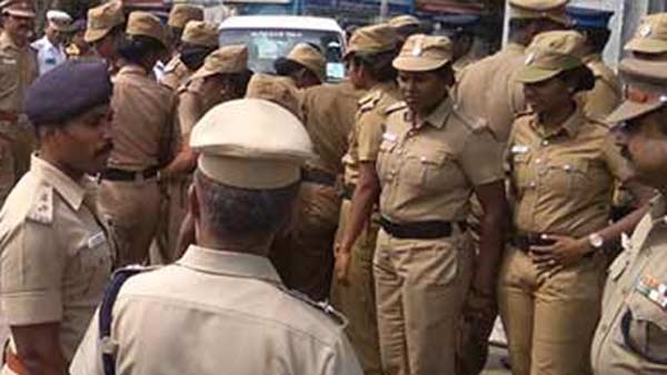 రేప్ కేసులో పోలీసు అధికారులు, డాక్టర్లు, వీఐపీలు ?