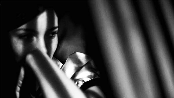 Army colonel slips sedative in friends drink, rapes his Russian wife Army colonel slips sedative in friends drink, rapes his Russian wife