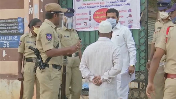చివరి గంటలో సీన్ మారింది..