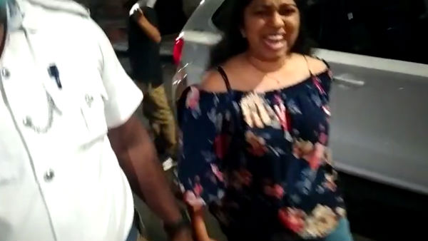 అసలే రద్దీ రోడ్డు