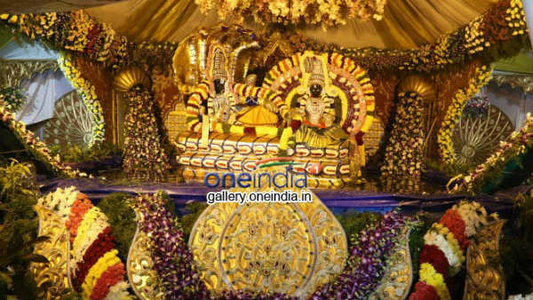 వైకుంఠ ఏకాదశి రోజు తిరుమల శ్రీవారి దర్శనానికి పోటెత్తిన ప్రముఖులు