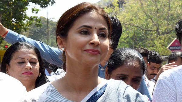ఊర్మిళ చేరికపై సంజయ్ రౌత్ హర్షం .. అందుకేనా ?