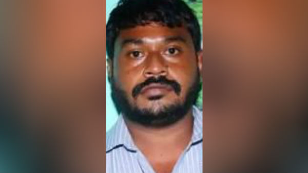 ఆంటీని తగులుకున్న ఫ్రెండ్స్
