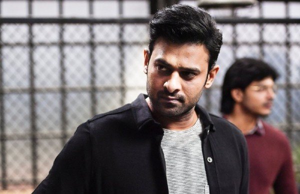 బాహుబలితో పాన్ ఇండియా స్టార్గా ప్రభాస్