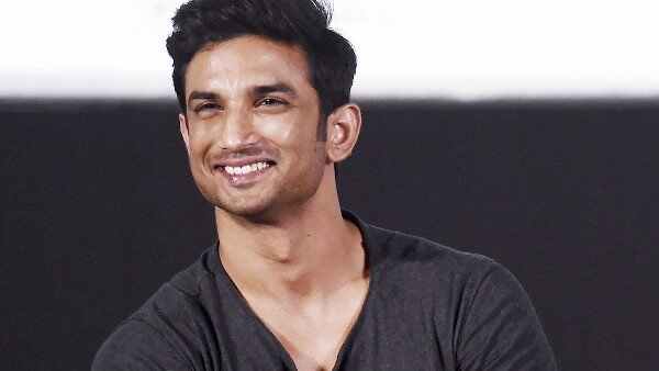 బాలీవుడ్ డ్రగ్స్ కేసు కలకలం