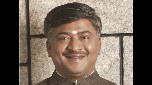 సినిమాలు చూశారు అనుకుంటా