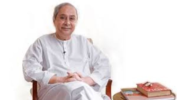 తొలి స్థానంలో నవీన్ పట్నాయక్..