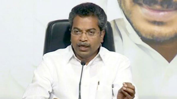 ర్యాలీగా చేరుకున్నఎంపీ నందిగం సురేష్ , మైలవరం ఎమ్మెల్యే వసంత కృష్ణ ప్రసాద్