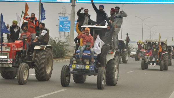 Protest march on Republic Day will be peaceful, each tractor will carry tricolour: farmer leaders Protest march on Republic Day will be peaceful, each tractor will carry tricolour: farmer leaders