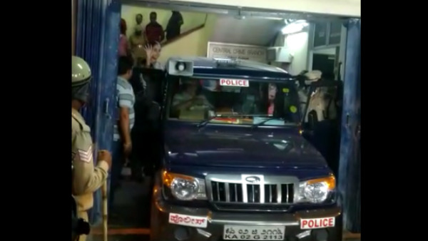 హైకోర్టు తీర్పు రద్దు చెయ్యండి