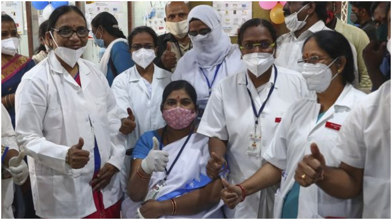 covid-19-17-072-people-vaccinated-on-day-2-highest-single-day-vaccination-in-the-world covid-19-17-072-people-vaccinated-on-day-2-highest-single-day-vaccination-in-the-world