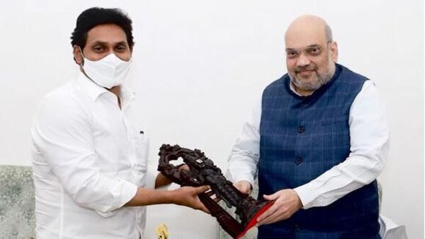 అమిత్ షా జీ.. పెంచిన పోలవరం వ్యయాన్ని ఆమోదించండి..