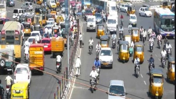 66 ఇళ్లకు కన్నమేసిన ఆటోడ్రైవర్