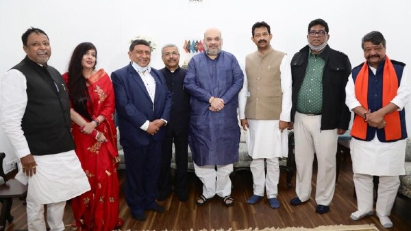 Rajib Banerjee, 4 other TMC rebels, join BJP Rajib Banerjee, 4 other TMC rebels, join BJP