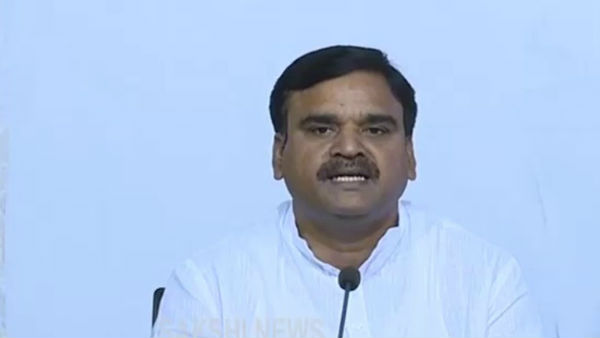 నిమ్మగడ్డ చంద్రబాబు డైరెక్షన్లో పనిచేస్తున్నారు : డిప్యూటీ సీఎం అంజాద్ భాషా