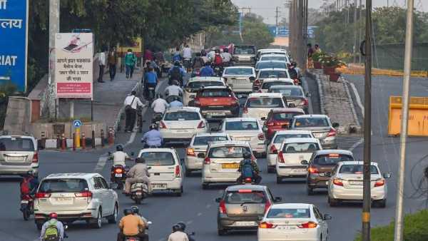 Centre to impose green tax on older vehicles Centre to impose green tax on older vehicles