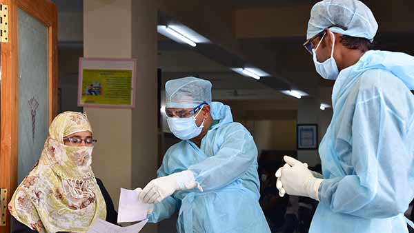 కేరళ, మహారాష్ట్రలో 53% కరోనా కేసులు