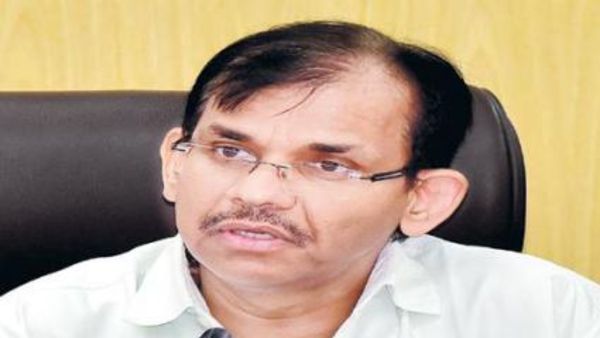 అభిశంసన తిప్పిపంపిన జగన్ సర్కార్
