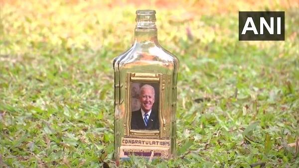 Odisha: Bhubaneswar Artist has crafted a miniature of US President-elect Joe Biden inside a glass bottle Odisha: Bhubaneswar Artist has crafted a miniature of US President-elect Joe Biden inside a glass bottle