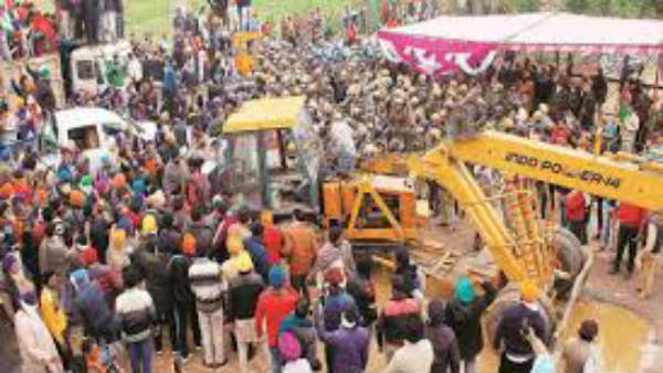 farmer unions plans parallel tractor parade on republic day against agri laws farmer unions plans parallel tractor parade on republic day against agri laws