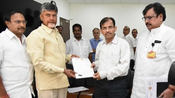 ద్వివేది కార్యాలయానికి వెళ్లి మరీ..