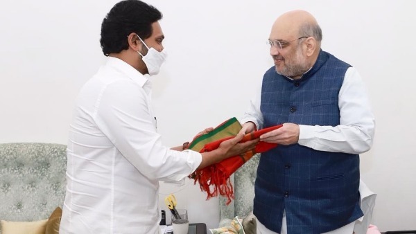 వైసీపీకి డిప్యూటీ లోక్సభ స్పీకర్ ఆఫర్