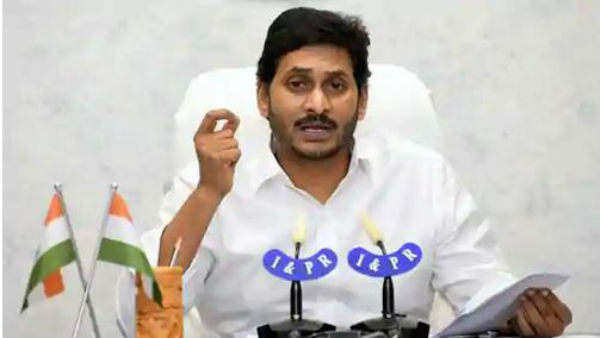గ్రామాల్లో అన్ లిమిటెడ్ ఇంటర్నెట్ నెట్ వర్క్ ఇవ్వాలన్న జగన్
