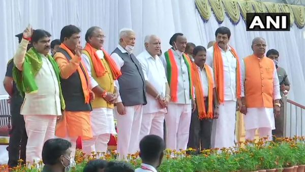 karnataka cabinet expanded, seven new ministers in yediyurappa team karnataka cabinet expanded, seven new ministers in yediyurappa team